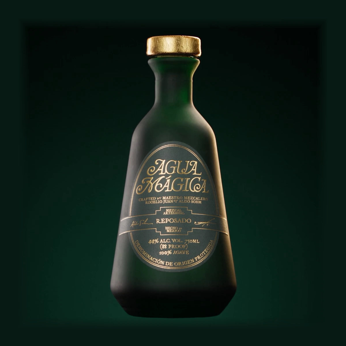 Agua Mágica Reposado on deep emerald